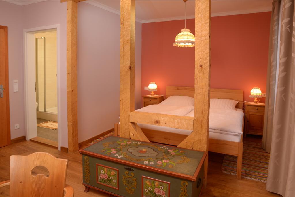 Landgasthof Haueis Marktleugast ห้อง รูปภาพ