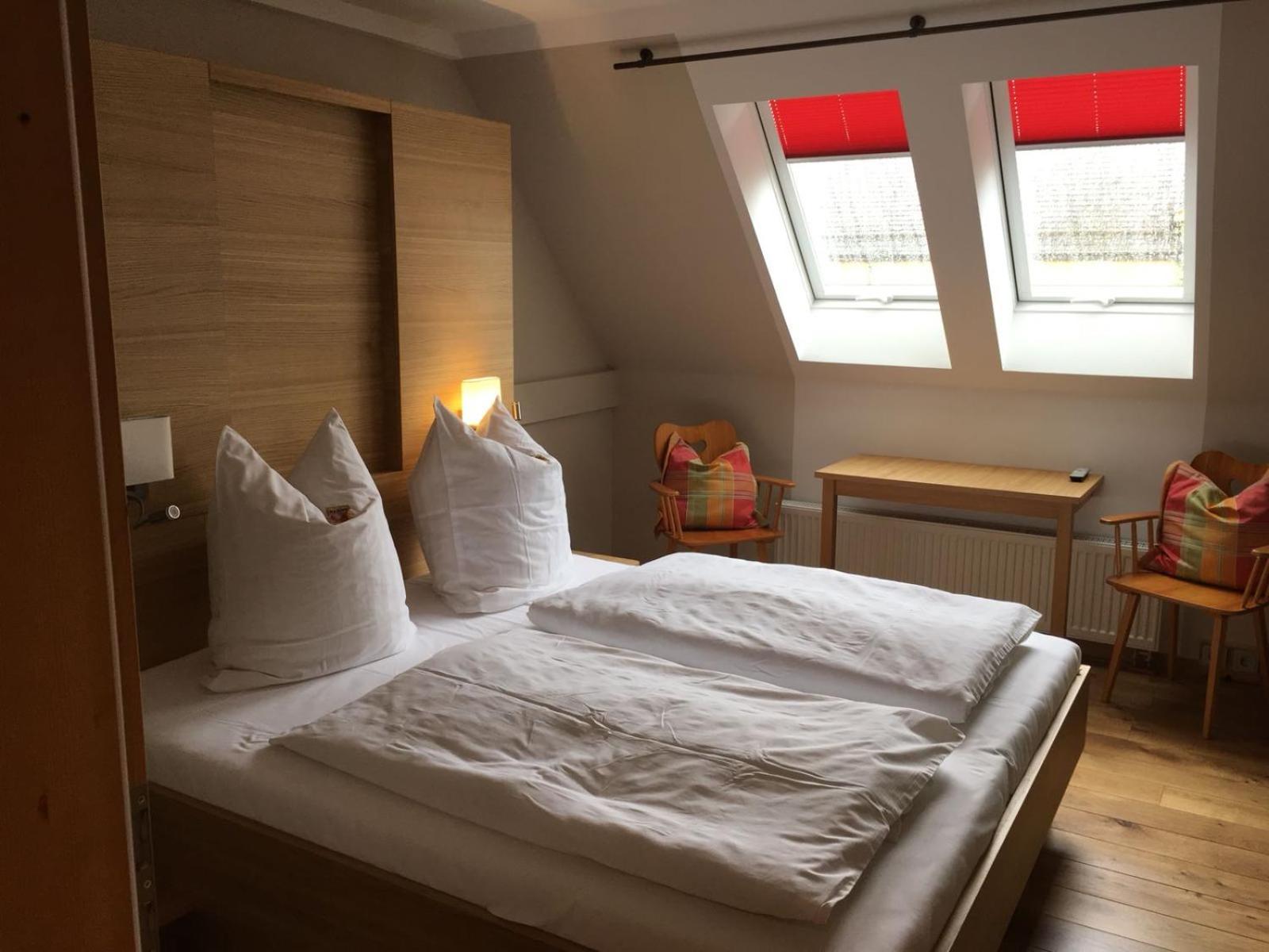 Landgasthof Haueis Marktleugast ภายนอก รูปภาพ