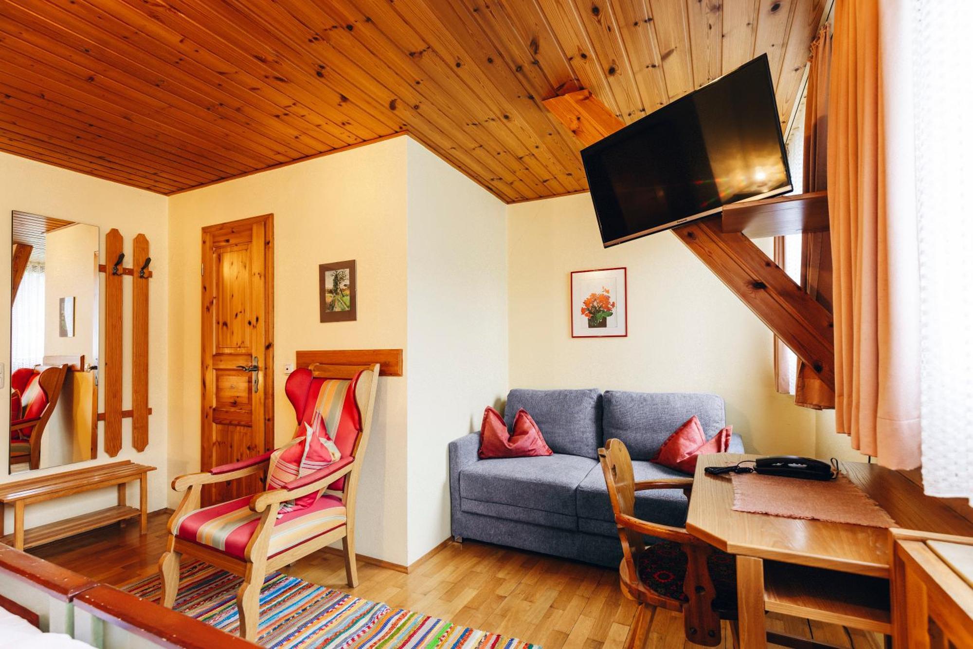 Landgasthof Haueis Marktleugast ภายนอก รูปภาพ
